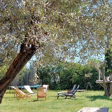 L'Esperluette En Camargue Bed & Breakfast Uchaud Екстериор снимка