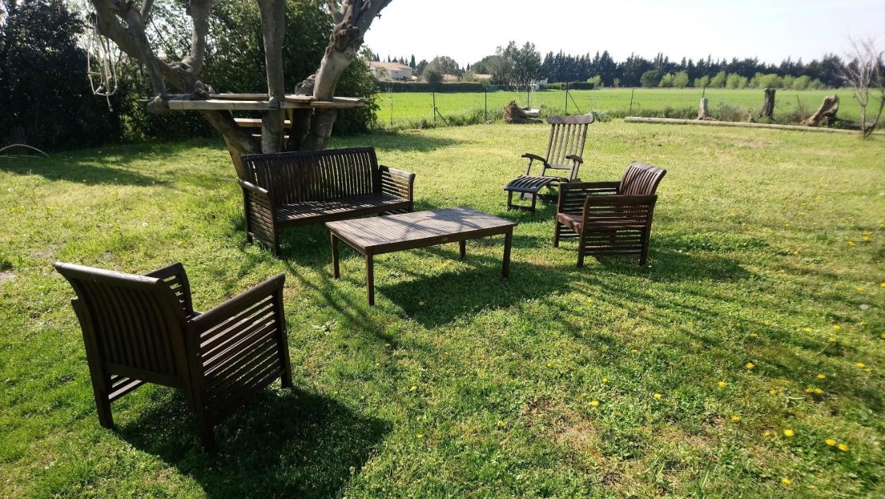 L'Esperluette En Camargue Bed & Breakfast Uchaud Екстериор снимка