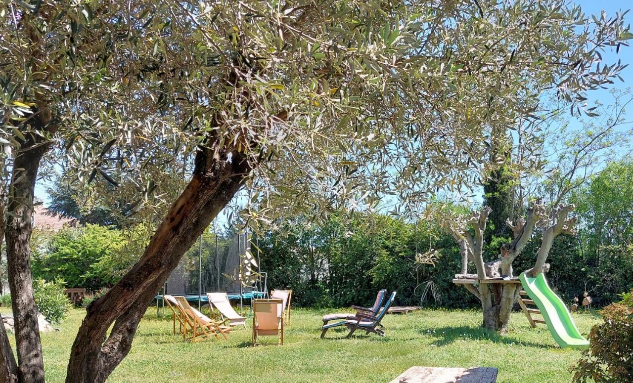 L'Esperluette En Camargue Bed & Breakfast Uchaud Екстериор снимка