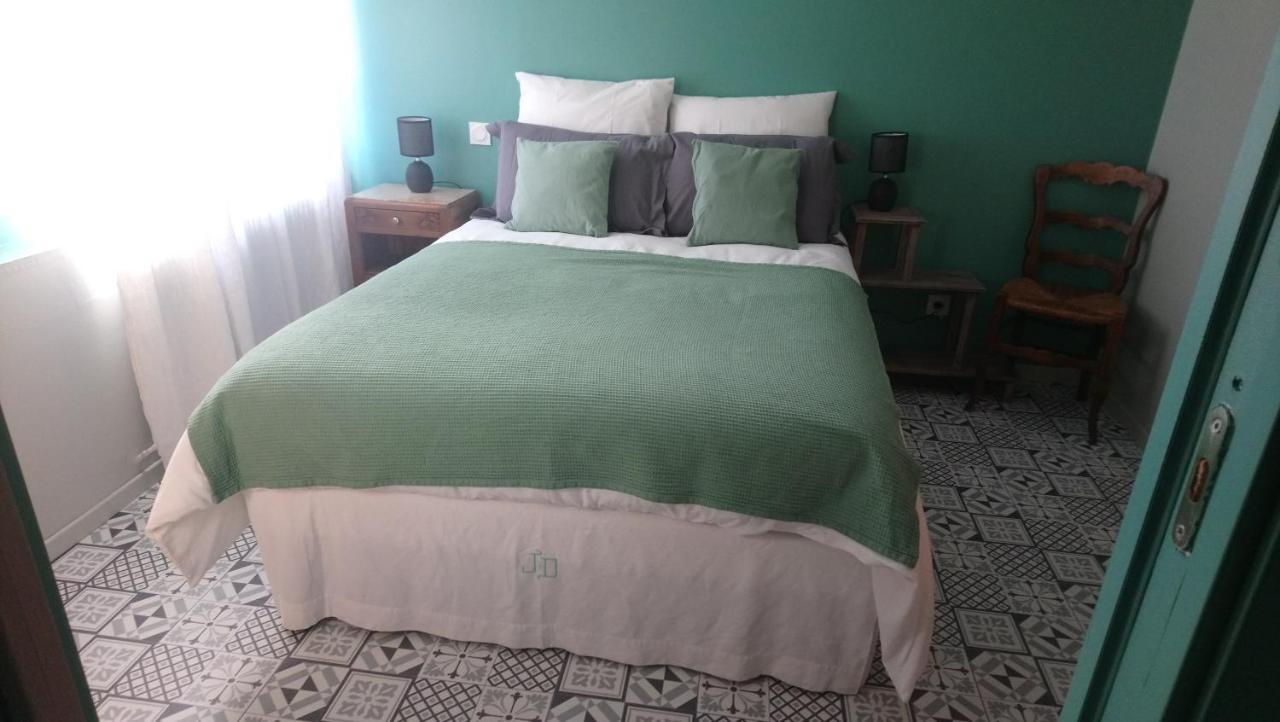 L'Esperluette En Camargue Bed & Breakfast Uchaud Екстериор снимка